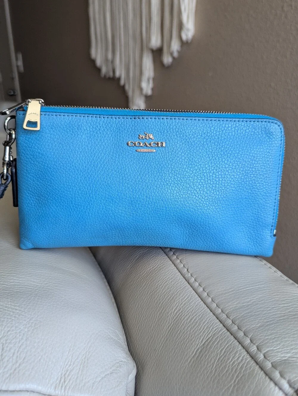 Coach Pebbled Leather Double Zip Wallet Wristlet.